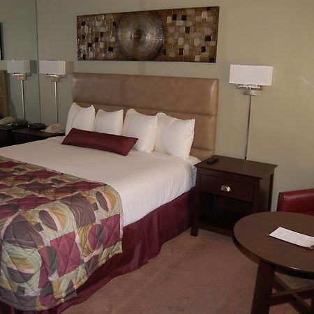 פאלם ספרינגס Desert Sun Resort מראה חיצוני תמונה